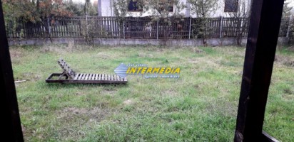 casa-semifinisata-de-vanzare-in-sard-cu-480-mp-teren-si-utilitati-8