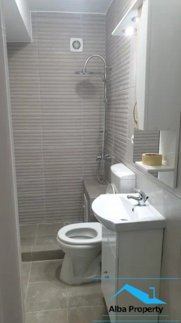 apartament-4-camere-decomandat-central-6