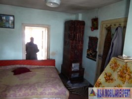 casa-de-vanzare-4-camere-teren-1400-mp-voinesti-leresti-arges-6
