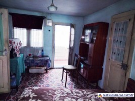 casa-de-vanzare-4-camere-teren-1400-mp-voinesti-leresti-arges-10