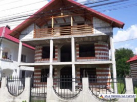 vila-5-camere-teren-850-mp-de-vanzare-in-corbi-arges-ideala-pentru-locuinta-de-familie-1