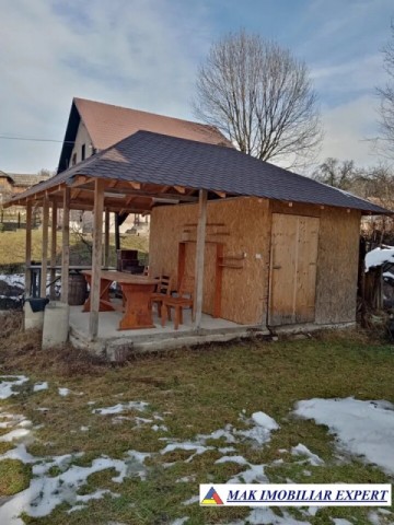 vila-cu-3-camere-si-teren-de-613-mp-de-vanzare-in-corbi-arges-ideala-pentru-locuinta-de-vacanta-6