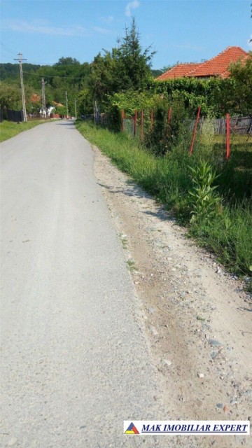 teren-intravilan-1400-mp-de-vanzare-in-corbi-arges-ideal-pentru-constructii-rezidentiale-2