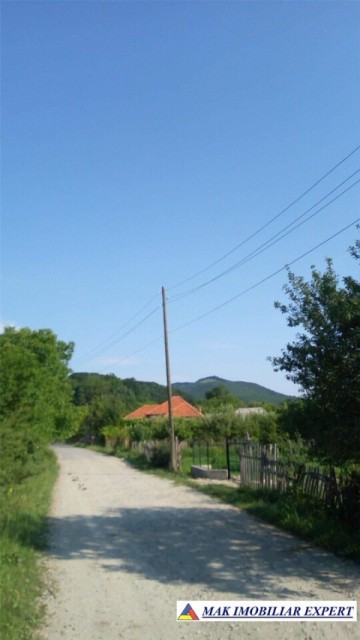 teren-intravilan-1400-mp-de-vanzare-in-corbi-arges-ideal-pentru-constructii-rezidentiale-3