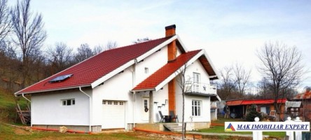 vila-deosebita-cu-6-camere-teren-1300-mp-de-vanzare-titesti-arges-ideala-pentru-familie