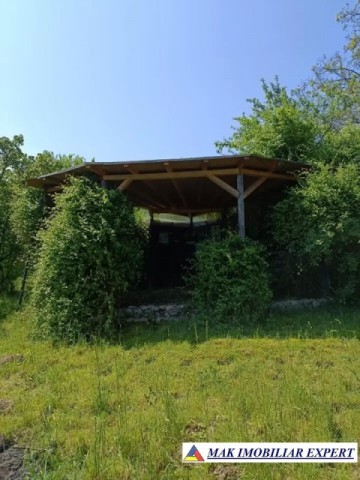 vand-casa-de-vacanta-cu-2-camere-si-teren-de-1700-mp-in-bughea-de-jos-arges-9