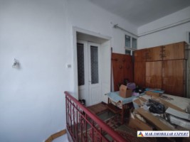 apartament-la-casa-4-cam-de-inchiriat-in-centru-campulung-muscel-arges-36