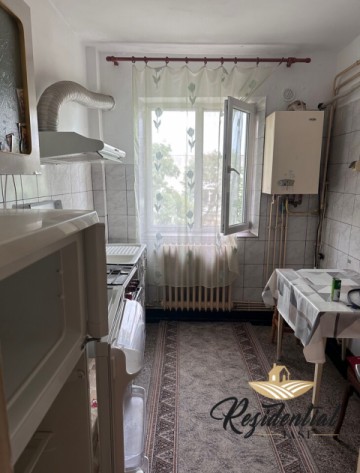 de-inchiriat-apartament-2-camere-decomandat-mobilat-si-utilat-podu-ros-2