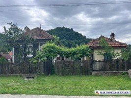 casa-5-camere-teren-400-mp-cetatini