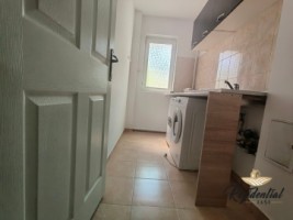 de-inchiriat-apartament-3-camere-mobilat-si-utilat-cantemirpodu-ros-1