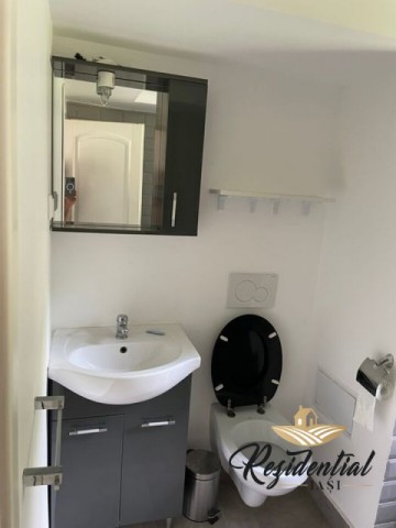 copou-de-inchiriat-apartament-2-camere-renovat-mobilat-si-utilat-la-3-min-de-uaic-5
