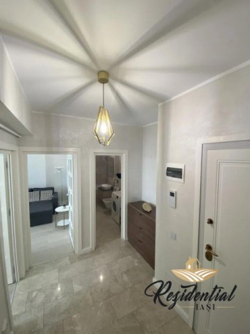 apartament-2-camere-de-inchiriat-complet-mobilat-si-utilat-royal-town-copou-la-2-min-de-statie-ctp-3