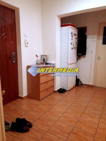 apartament-2-camere-decomandat-de-vanzare-50-mp-etaj-1-alba-iulia-12