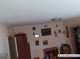 apartament-3-camere-cf-1-et-34-campulung-1