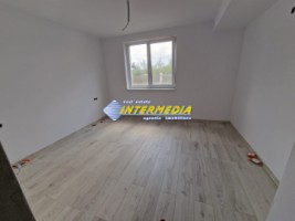 casa-noua-de-vanzare-pe-un-singur-nivel-in-alba-iulia-zona-ampoi-3-2
