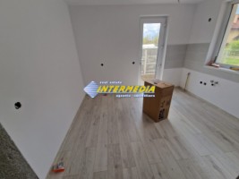 casa-noua-de-vanzare-pe-un-singur-nivel-in-alba-iulia-zona-ampoi-3-4