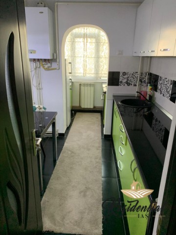 de-inchiriat-apartament-doua-camere-situat-in-zona-nicolina-1-rima-statie-din-podu-ros-2