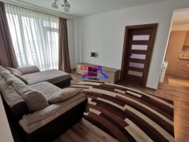 inchiriez-apartament-3-camere-recent-renovat-zona-calea-cisnadiei-1