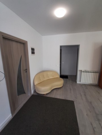 casa-cu-4-camere-de-inchiriat-situata-la-manastirea-doamnei-2