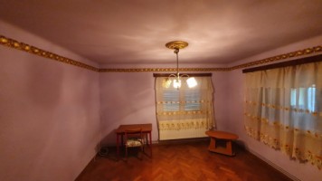 blejoi-casa-pm-teren-970mp-la-110000-euro-1