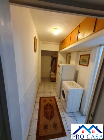 vand-apartament-2-camere-semidecomandat-5
