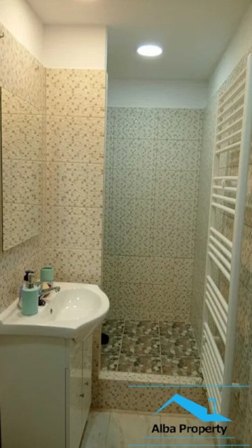 apartament-cu-2-camere-mobilat-zona-cetate-ultracentral-3