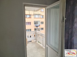 apartament-2-camere-etaj-2-campulung-muscel31700-euro-1