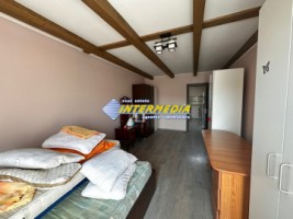 apartament-3-camere-de-inchiriat-la-casa-etaj-1-mobilat-alba-iulia-zona-centru-11