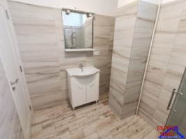 inchiriez-apartament-3-camere-recent-renovatzona-turnisor-8