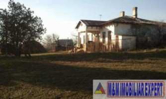 conac-boieresc-de-vanzare-6-camere-teren-6500-mp-la-47-km-de-iasi-3