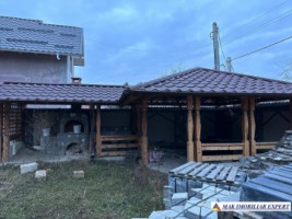 vila-spatioasa-cu-8-camere-si-teren-de-400-mp-in-flamanda-campulung-muscel-arges-21