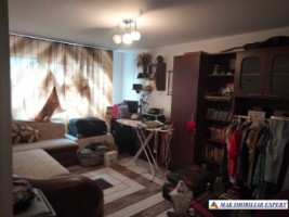 nu-mai-vinde-deocamdata-apartament-3-camere-confort-1-etaj-44-campulung-spatios-si-luminos