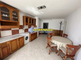 apartament-2-camere-centru-etaj-2-de-inchiriat-mobilat-alba-iulia-zona-primariei-5