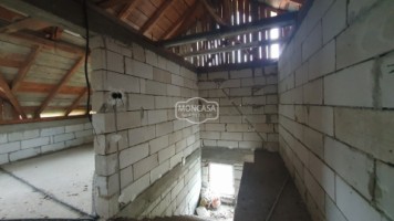 casa-pm-la-rosu-in-sat-cernesti-com-todireni-teren-2200-mp-10