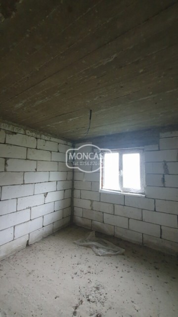 casa-pm-la-rosu-in-sat-cernesti-com-todireni-teren-2200-mp-23
