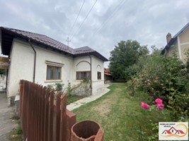 casa-de-vanzare-campulung-centru-teren-783-mp-130-000-euro-1