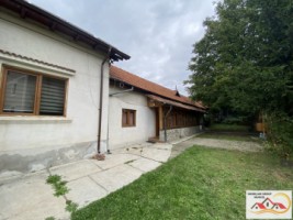 casa-de-vanzare-campulung-centru-teren-783-mp-130-000-euro-3