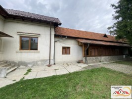 casa-de-vanzare-campulung-centru-teren-783-mp-130-000-euro-6