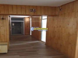 3-camere-decomandata-de-vanzare-in-cetate-zona-bulevardul-transilvania-4