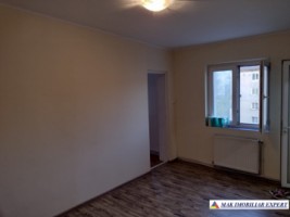 apartament-2-camere-cf-3-et44-campulung