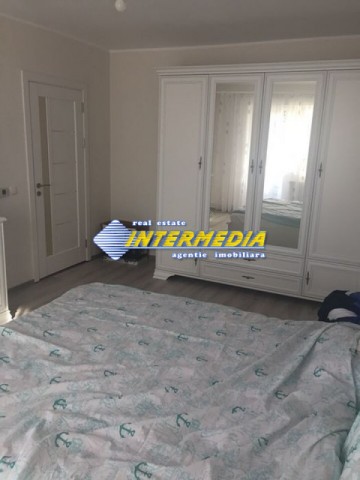 apartament-3-camere-decomandat-de-vanzare-in-alba-iulia-cetate-etaj-2-cu-boxa-1