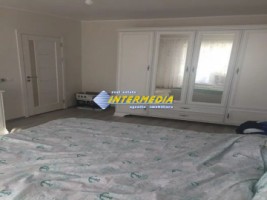 apartament-3-camere-decomandat-de-vanzare-in-alba-iulia-cetate-etaj-2-cu-boxa-5
