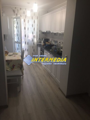 apartament-3-camere-decomandat-de-vanzare-in-alba-iulia-cetate-etaj-2-cu-boxa-9