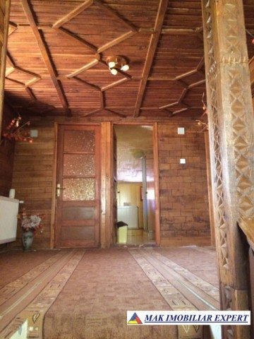 vila-7-camere-teren-1800-mp-de-vanzare-in-valeni-dambovita-10