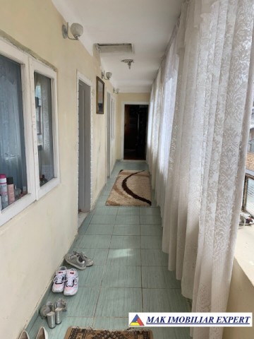 casa-7-camere-2-corpuri-teren-1300-mp-de-vanzare-in-pucheni-dambovita-4