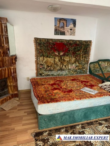 casa-7-camere-2-corpuri-teren-1300-mp-de-vanzare-in-pucheni-dambovita-10