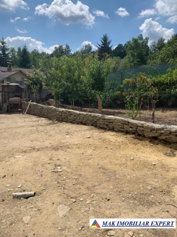casa-7-camere-2-corpuri-teren-1300-mp-de-vanzare-in-pucheni-dambovita-14