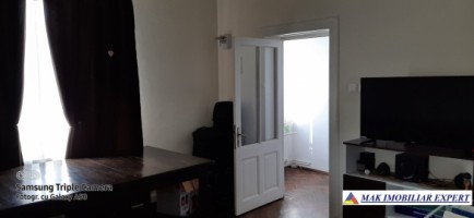 complex-vila-stil-cu-23-camere-si-teren-de-1100-mp-de-vanzare-in-centru-campulung-muscel-arges-36