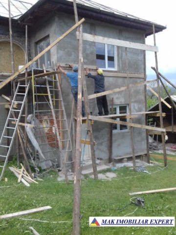 urgent-vand-casa-musceleana-cu-4-camere-si-teren-de-2980-mp-matau-arges-5