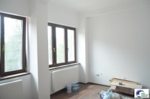 apartament-cu-sase-camere-situat-ultracentral-in-vila-4